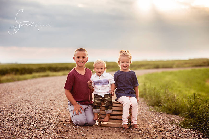 Photo of Camden (9), Avalon (3), and Maxwell (19 months)