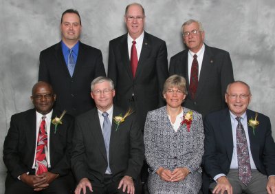 Pictured front (l to r): William Hunt, Alan G. Dexter, Ph.D, Linda Kingery, Marv Bachmeier. Back (l to r): Director of Development & Alumni Relations Corby Kemmer, UMC Chancellor Charles H. Casey, and Northwest Research and Outreach Center Head Larry Smith