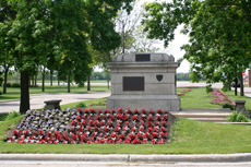 Veteran's Memorial near the Crookston Campus entrance