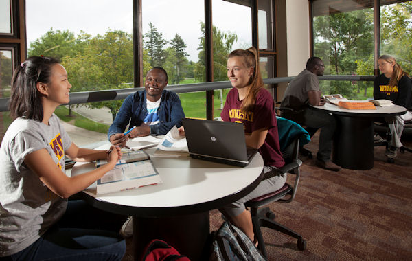 Students on the second floor of the UMN Crookston Library