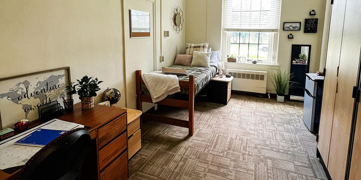 A photo of a dorm room in McCall Hall