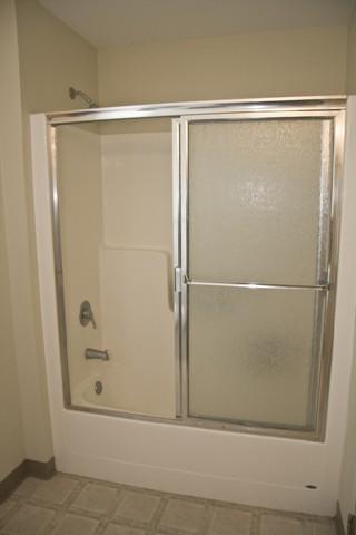 Centennial Hall bedroom 2 shower